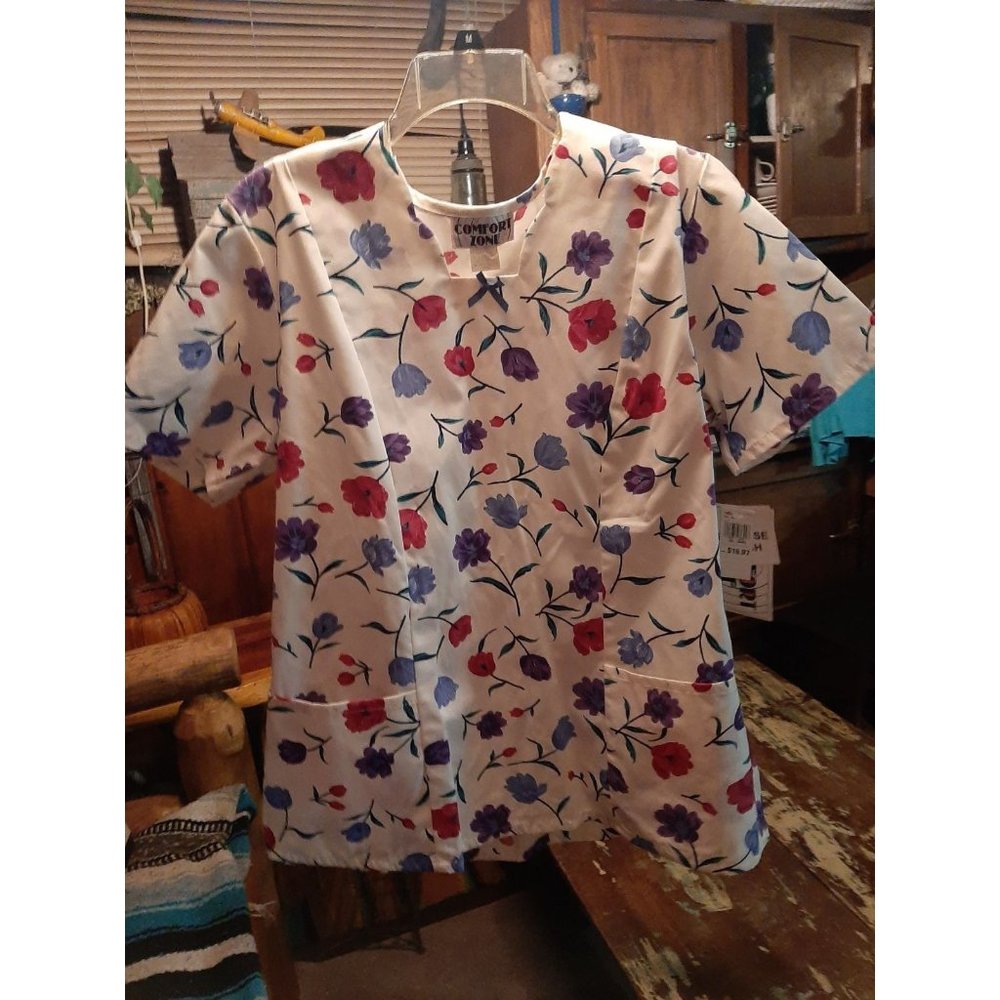 Comfort zone flower scrubs top